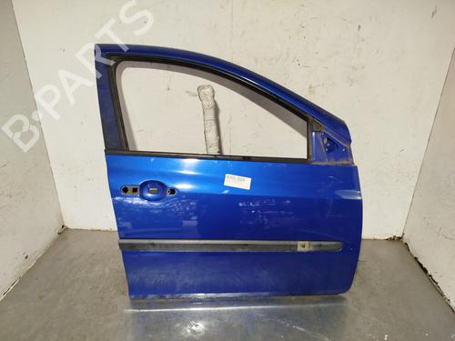 Used Right front door RENAULT CLIO III (BR0/1, CR0/1) 1.4 16V (98 hp) 30056974