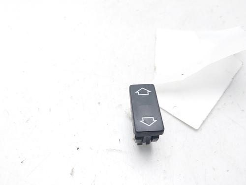 Used Left front window switch CITROËN SAXO (S0, S1) 1.5 D (57 hp) 28595928