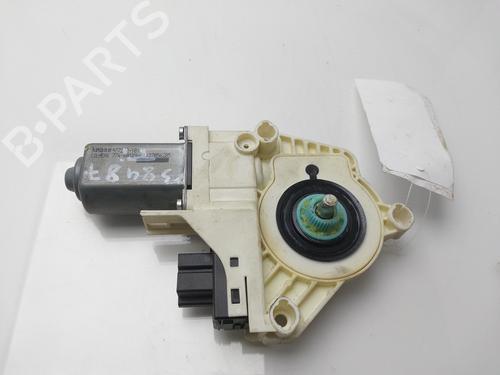 Motor elevalunas trasero derecho AUDI Q7 (4LB) 3.0 TDI quattro (233 hp) 30863375