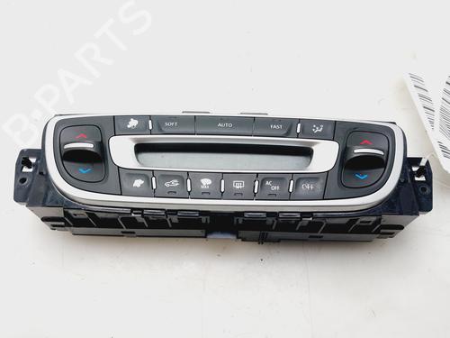 Used Climate control RENAULT MEGANE III Hatchback (BZ0/1_, B3_) 1.2 TCe (BZ2B, BZ11) (116 hp) 23135493
