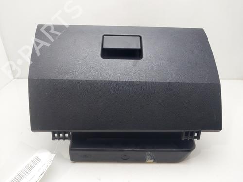 Used Glove box FORD FIESTA V (JH_, JD_) 1.4 TDCi (68 hp) 15584302