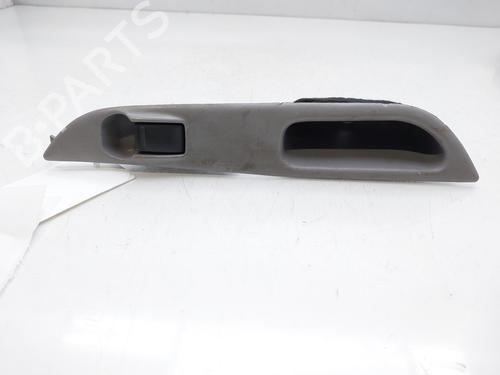 Used Left rear window switch NISSAN ALMERA TINO (V10) 2.2 dCi (112 hp) 15385307