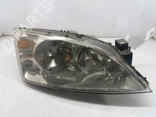 Used Right headlight FORD MONDEO III (B5Y) 2.0 16V TDDi / TDCi (115 hp) 2888412