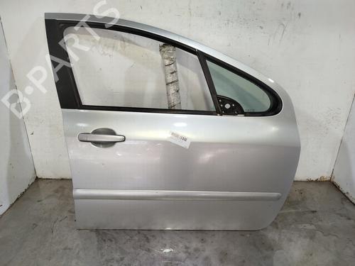 Used Right front door Right front door 36890465 36890465