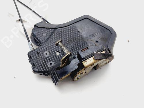 Rear left lock TOYOTA COROLLA (_E12_) 2.0 D-4D (CDE120R, CDE120L_) | BP18476102C100 