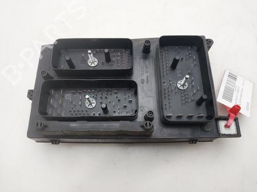 Fuse box OPEL ASTRA H (A04) | BP37438079E1 - Image 4
