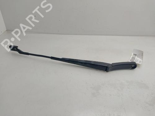 Used Front windshield wiper arm Front windshield wiper arm 37149255 37149255