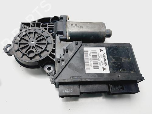 Used Right front window motor Right front window motor 32132660 32132660