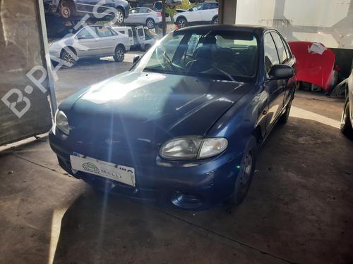 Brugte HYUNDAI ACCENT I (X-3) 1.3 i 12V (84 hp) 4376838