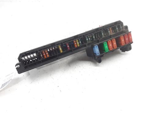 Used Fuse box BMW 5 (E60) 520 d (177 hp) 6995523