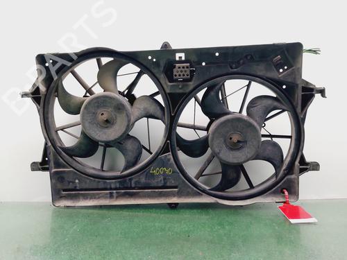 Used Radiator fan FORD FOCUS I (DAW, DBW) 1.6 16V (100 hp) 30178567