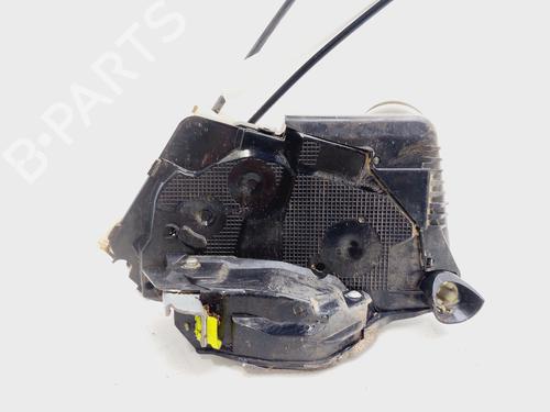 Used Front left lock TOYOTA YARIS (_P13_) [2010-2020]  26593259