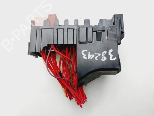 Fuse box RENAULT LAGUNA III (BT0/1) 2.0 dCi (BT01, BT08, BT09, BT0E, BT0K, BT12, BT1C, BT1D,... | BP31877239E1