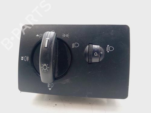 Used Headlight switch FORD FOCUS II (DA_, HCP, DP) [2004-2013]  22801680