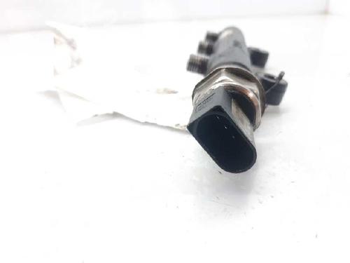 Injection rail LAND ROVER DISCOVERY III (L319) 2.7 TD 4x4 | BP6926385M98 