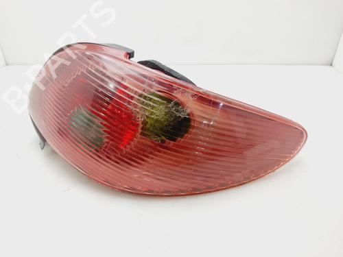 Right taillight PEUGEOT 206 CC (2D) 1.6 16V (2DNFUF, 2DNFUR) | BP32229517C35