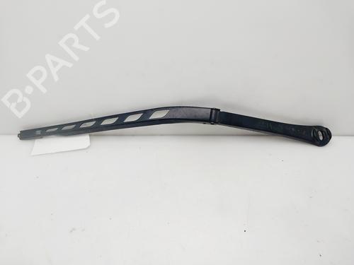 Used Front windshield wiper arm Front windshield wiper arm BMW 5 (E60) 520 d (177 hp) 33954796 33954796
