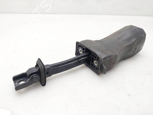 Used Hinge/Door check strap Hinge/Door check strap 39513645 39513645