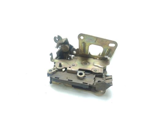 Vergrendeling rechts voor RENAULT RAPID Box Body/MPV (F40_, G40_) 1.4 (F402) (58 hp) 30628323