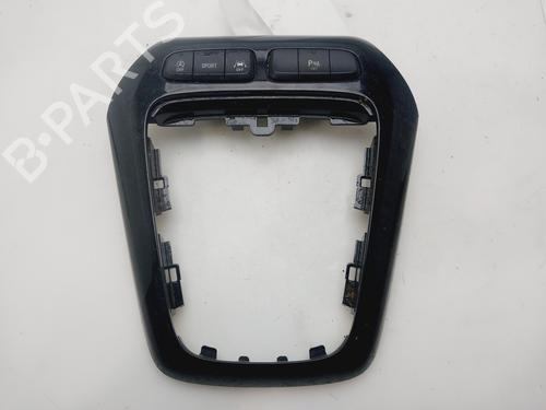 Console centrale OPEL CORSA F (P2JO) [2019-2026]  32032478