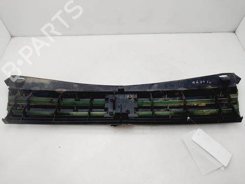Grille PEUGEOT 205 I (741A/C) 1.7 Diesel | BP30922275C40