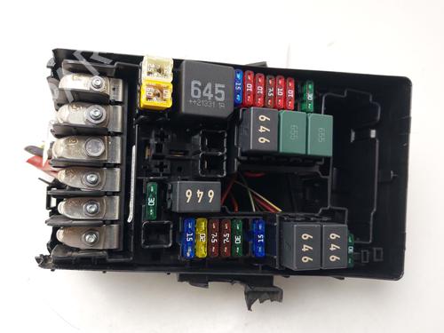 Used Fuse box Fuse box 37438036 37438036