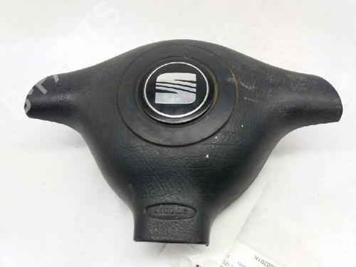 Used Driver airbag SEAT LEON (1M1) 1.9 TDI (90 hp) 2856021