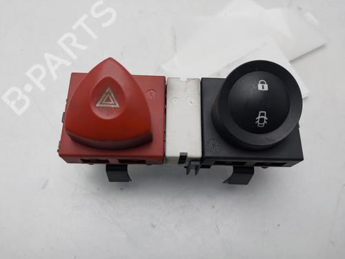 Used Warning switch Warning switch RENAULT MEGANE II Coupé-Cabriolet (EM0/1_) [2003-2010] 33688944 33688944