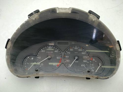 Used Instrument cluster Instrument cluster PEUGEOT PARTNER MPV (5_, G_) [1996-2026] 40445584 40445584