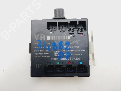 electronic-module-mercedes-benz-c-class-w204-2007-2008-2009-2010-2011-2012-2013-2014-2015-31586732 main image