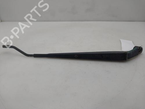 Used Front windshield wiper arm Front windshield wiper arm TOYOTA COROLLA Liftback (_E11_) 2.0 D-4D (CDE110_, CDE110R) (90 hp) 36024335 36024335