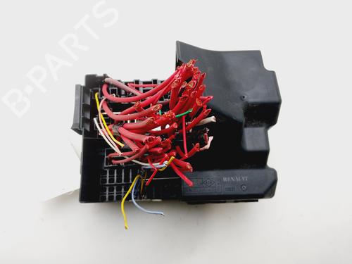 Fuse box RENAULT LAGUNA III (BT0/1) 2.0 dCi (BT01, BT08, BT09, BT0E, BT0K, BT12, BT1C, BT1D,... | BP31877239E1
