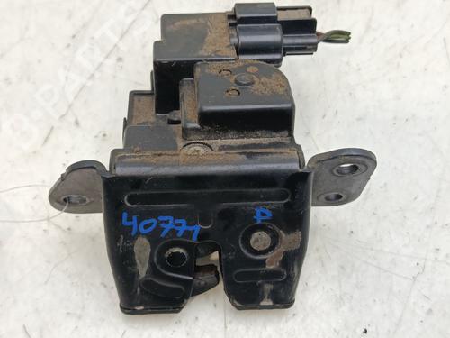 Used Tailgate lock KIA CEE'D SW (ED) 1.6 CRDi 115 (115 hp) 31964421