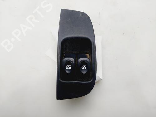 Used Left front window switch RENAULT MEGANE I Classic (LA0/1_) 1.9 dTi (LA08, LA0N, LA0K) (98 hp) 31723331
