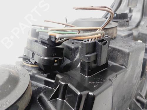 Lampa przednia prawa RENAULT LAGUNA II (BG0/1_) 1.9 dCi (BG1A, BG1V) | BP29982138C29 