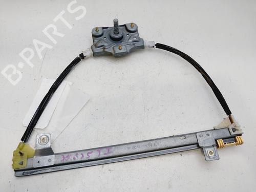 Alzavetro posteriore sinistro RENAULT SCÉNIC I MPV (JA0/1_, FA0_) 1.9 dTi (JA0N) (98 hp) 30636613