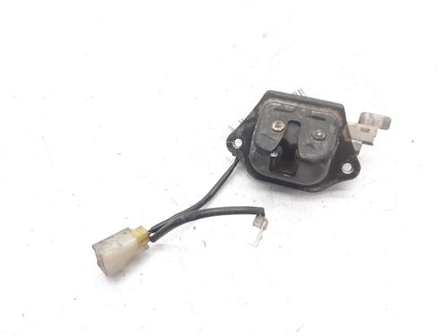 Used Tailgate lock NISSAN PRIMERA Traveller (WP11) 2.0 TD (90 hp) 6977118