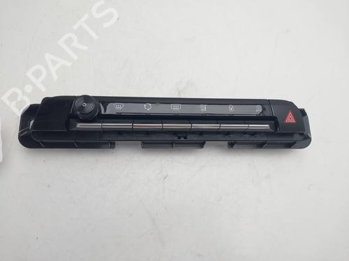 Kombi Kontakt / Stilkkontakt Kombi Kontakt / Stilkkontakt 38674366 38674366