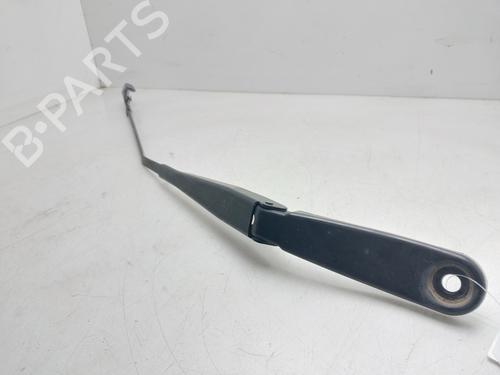 Used Front windshield wiper arm Front windshield wiper arm VOLVO S80 II (124) D5 (185 hp) 36775037 36775037