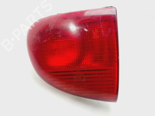 right-tailgate-light-ford-escort-vi-gal-aal-abl-1995-1996-1997-1998-1999-2000-2001-2002-32297815 main image