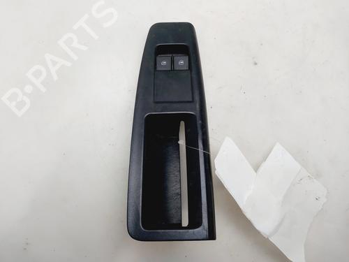 Used Left front window switch VW POLO IV (9N_, 9A_) 1.4 16V (75 hp) 31068241