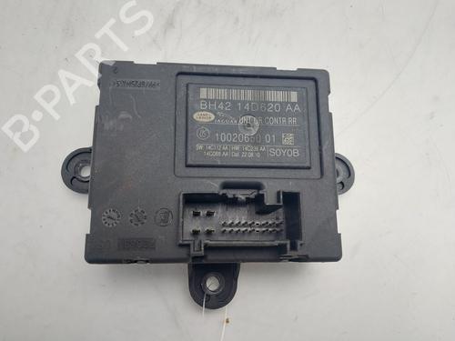 Used Comfort control module Comfort control module JAGUAR XF I (X250) 3.0 D (241 hp) 33302328 33302328