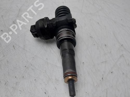 Injector Injector VW GOLF V (1K1) [2003-2010] 35722798 35722798