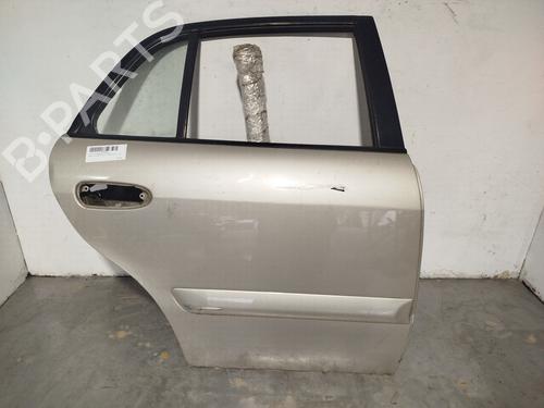 Używane Drzwi tylne prawe MAZDA 626 V Hatchback (GF) 2.0 TD (GFFP) (110 hp) 32376668