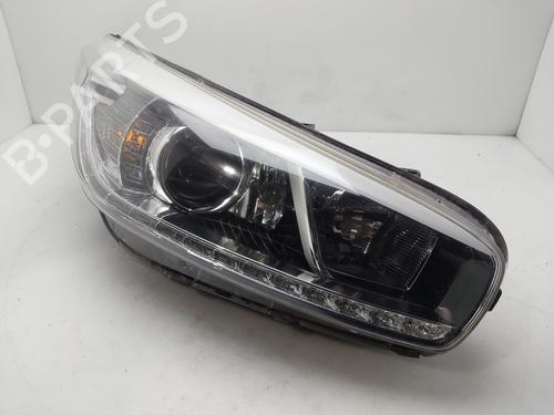 Used Right headlight Right headlight KIA CEE'D (JD) [2012-2018] 35977621 35977621