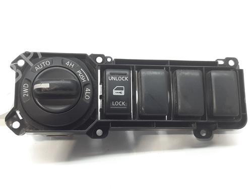 Kombi Kontakt / Stilkkontakt NISSAN PATHFINDER III (R51) 2.5 dCi 4WD (171 hp) 14005101
