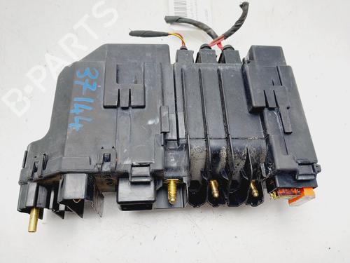 Used Fuse box MERCEDES-BENZ S-CLASS (W221, V221) S 500 (221.071, 221.171) (388 hp) 26140478
