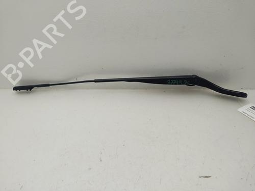 Used Front windshield wiper arm DACIA SANDERO III [2021-2025]  25027997