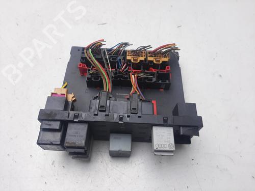 fuse-box-vw-golf-v-1k1-1k0937049n-2003-2004-2005-2006-2007-2008-2009-2010-22600683 main image