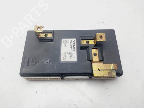 Used Electronic module VOLVO V40 Estate (645) 1.6 (109 hp) 30601544